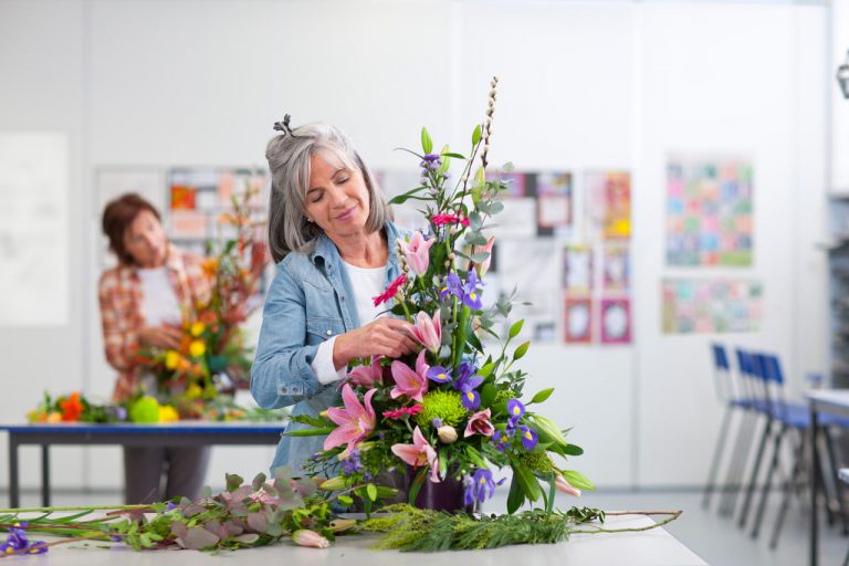 The Fundamentals of Modern Floristry: Essential Skills for Beginners