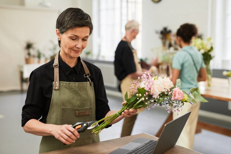 Floral Color Harmony: A Guide to Color Harmony in Floral Design